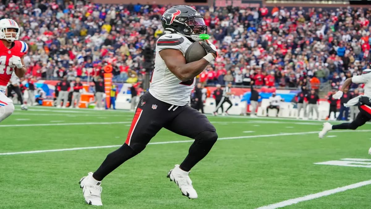 Eagles News: Howie füllt die Ränder auf: Pierce und Smartt kommen